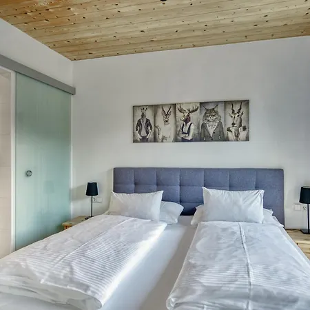 Aparthotel Boutiquehotel Zomm In Seefeld 3*