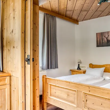 Boutiquehotel Zomm In Seefeld 4*