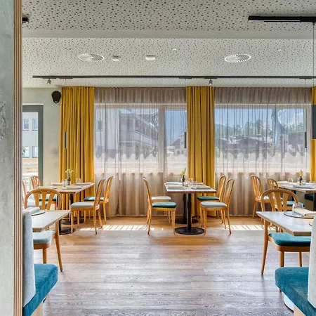 Boutiquehotel Zomm In Seefeld Apartmanhotel