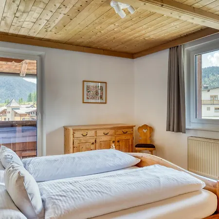 Boutiquehotel Zomm In Seefeld Hotel apartamentowy 4*