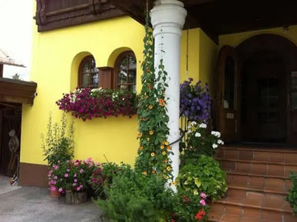 Boutiquehotel Zomm In Seefeld Lejlighedshotel