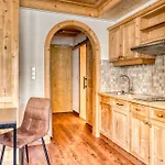 Boutiquehotel Zomm In Seefeld Lägenhetshotell 3*