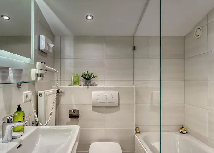 Boutiquehotel Zomm In Seefeld 4*