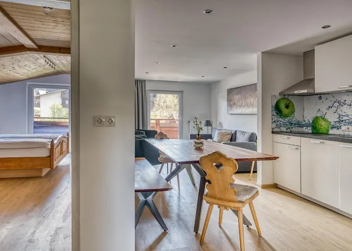 Boutiquehotel Zomm In Seefeld Lägenhetshotell